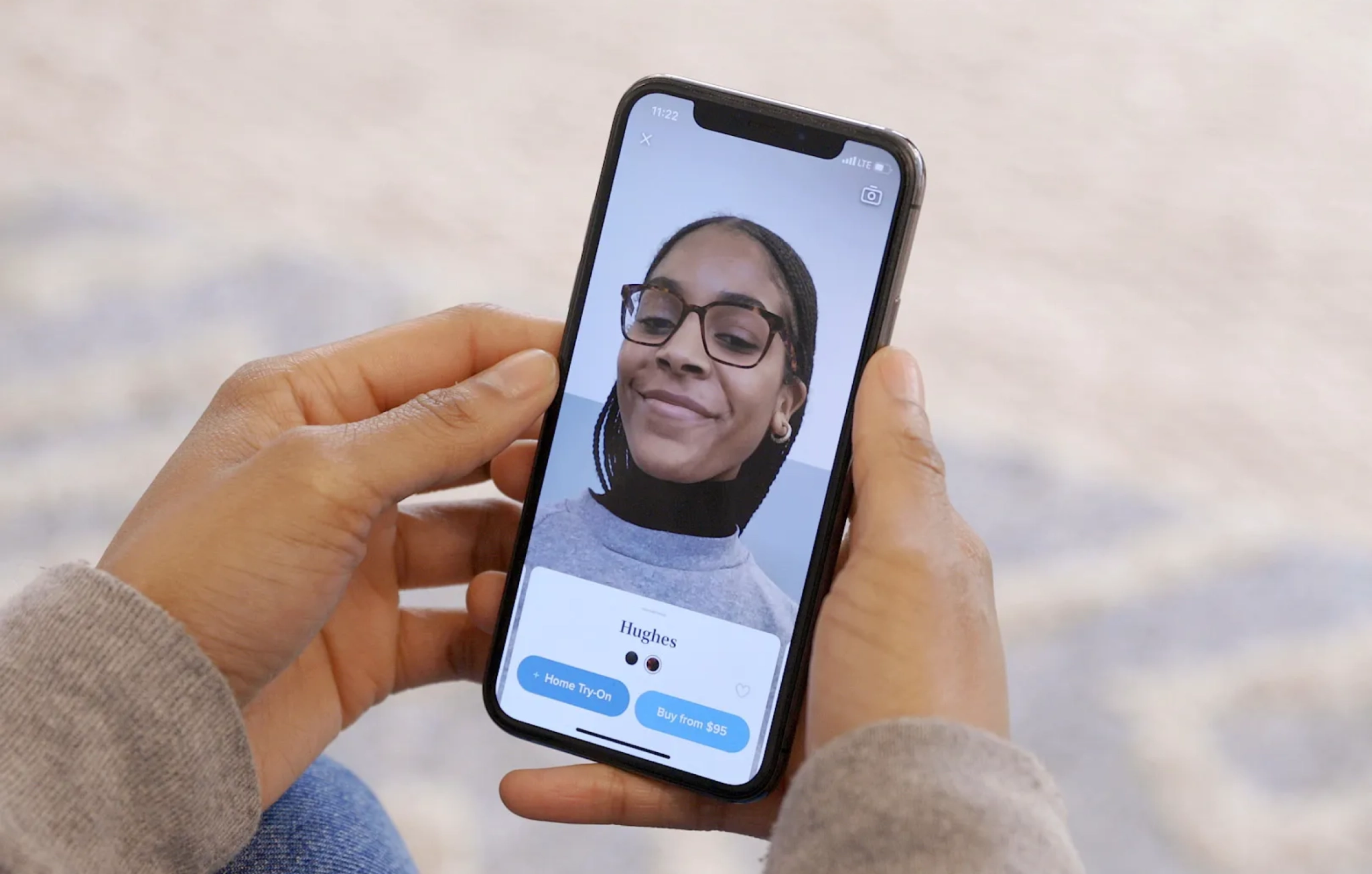 User testing glasses with AR